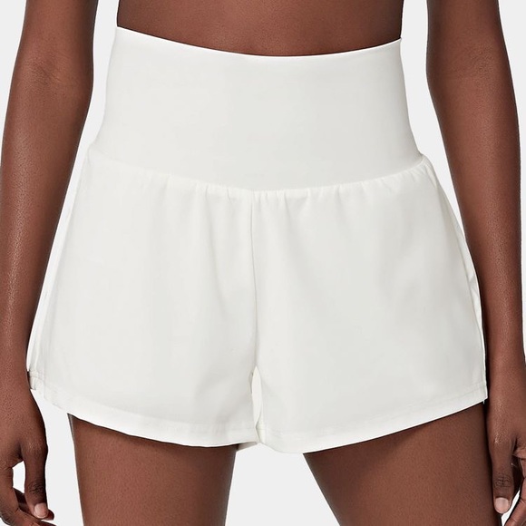 HALARA Pants - NWT Halara High Waisted 2 in 1 White Yoga Shorts